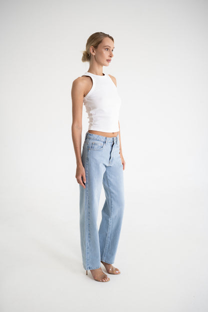 Straight Cut Jeans – Light Blue