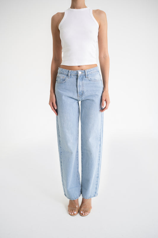 Straight Cut Jeans – Light Blue
